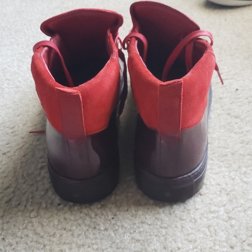 Making room, for New kicks! - Picture 3 of 4